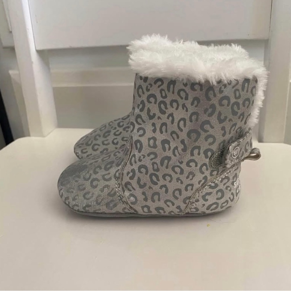 Surprize by Stride Rite Toddler Boots (Size 12-18 Months)